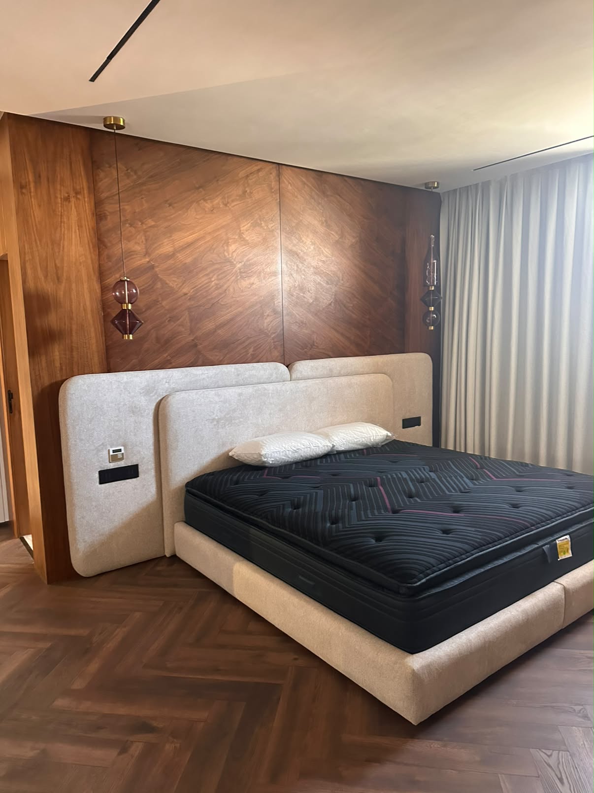 TINK HOME — Lits & têtes de lit — réalisation 08 à Agadir