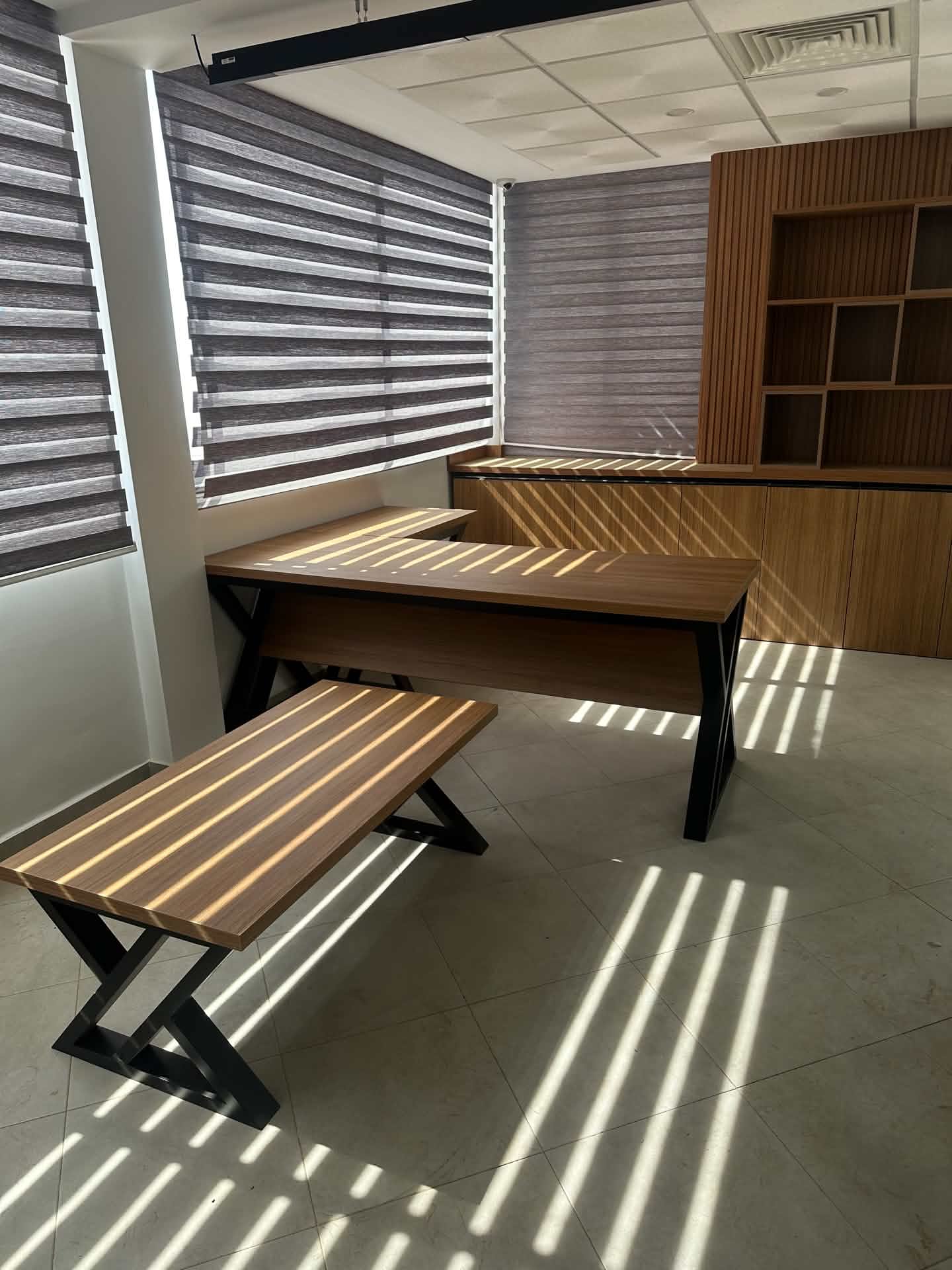 TINK HOME — Bureaux & coiffeuses — réalisation 03 à Agadir